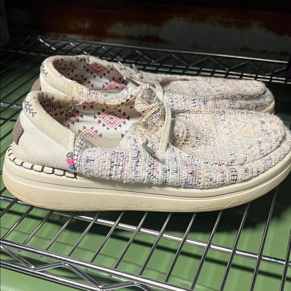 Hey Dude shoes - Picture 1 of 5